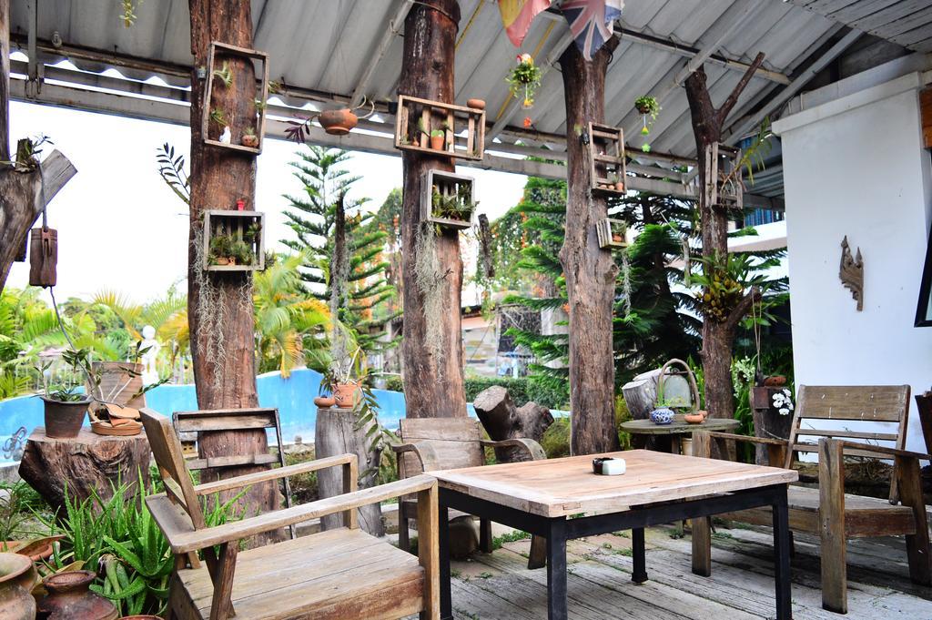 Mech Mansion Hotel Chiang Rai Buitenkant foto