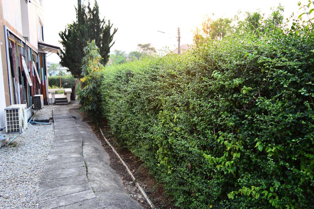 Mech Mansion Hotel Chiang Rai Buitenkant foto