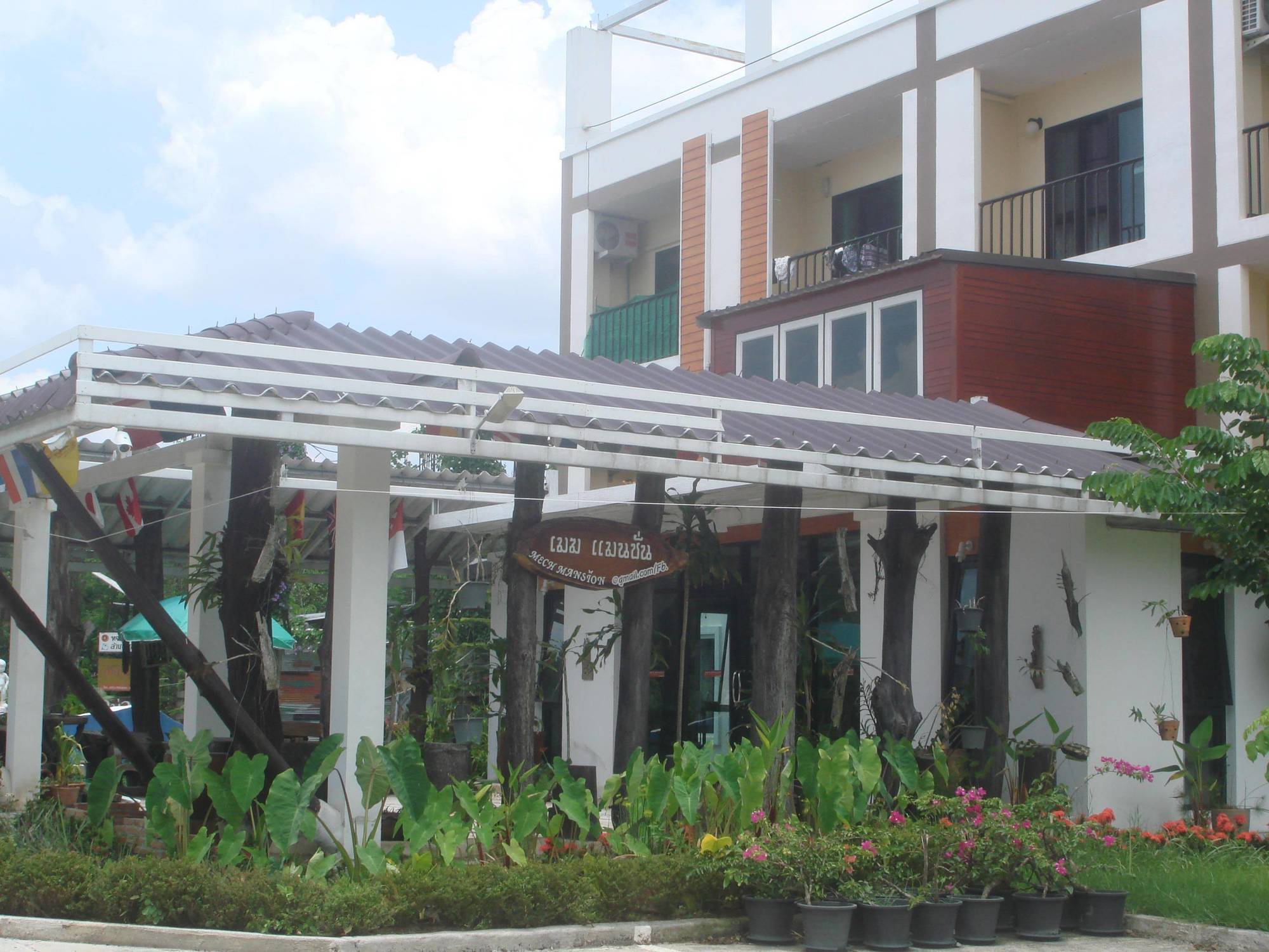 Mech Mansion Hotel Chiang Rai Buitenkant foto