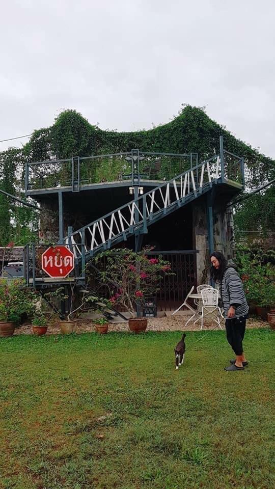 Mech Mansion Hotel Chiang Rai Buitenkant foto